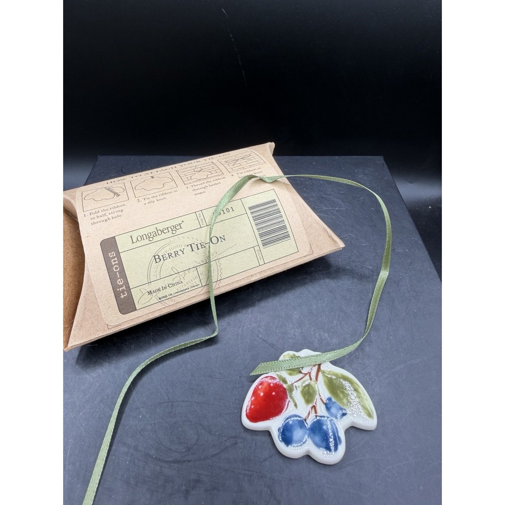 🍓 Longaberger Berry Tie-On 23101 NIP 🧺